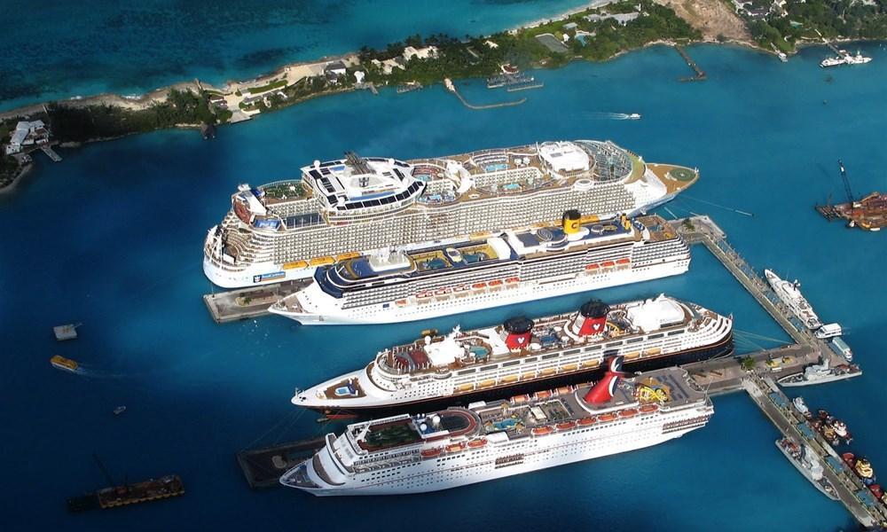 Nassau (Bahamas, New Providence Island) cruise port ...