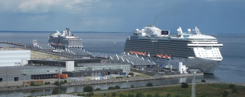 copenhagen cruise ships in port