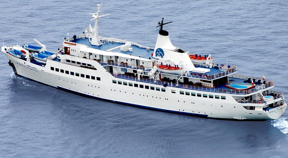 galapagos cruise ship