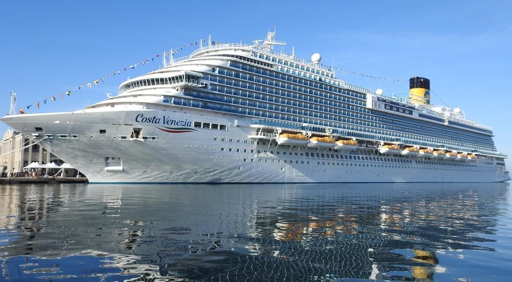 Carnival Venezia Itinerary, Current Position, Ship Review CruiseMapper