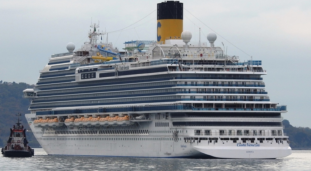 Carnival Venezia Itinerary, Current Position, Ship Review CruiseMapper