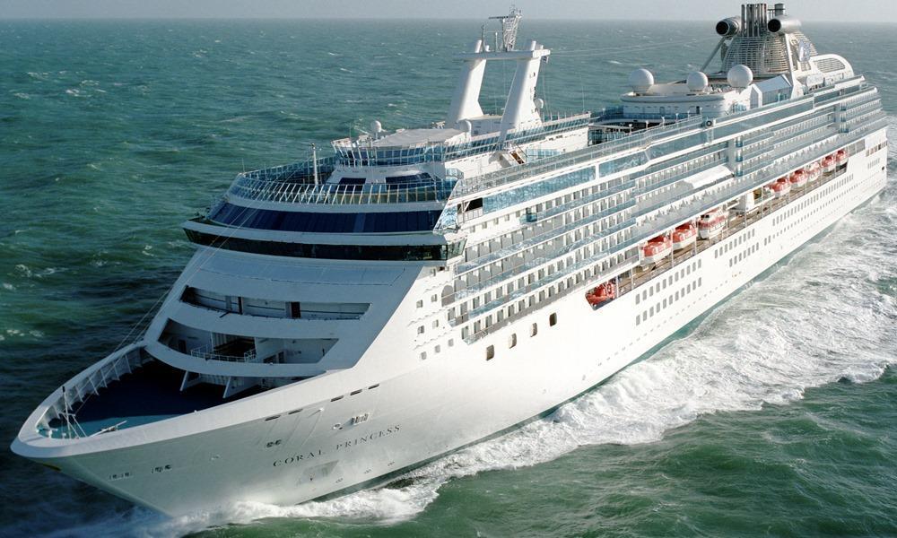 Coral Princess cruise ship arrives at homeport Brisbane (Queensland