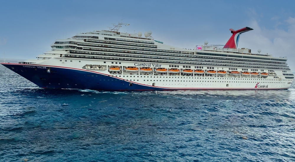 Carnival Horizon Cruise Ship Review - Photos & Departure Ports