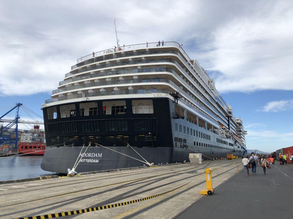 photos of noordam cruise ship