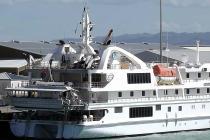 Undisclosed number of COVID-positive cases on Coral Discoverer, docked at Broome (Kimberley, Western Australia)