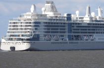 Silver Ray cruise ship photo